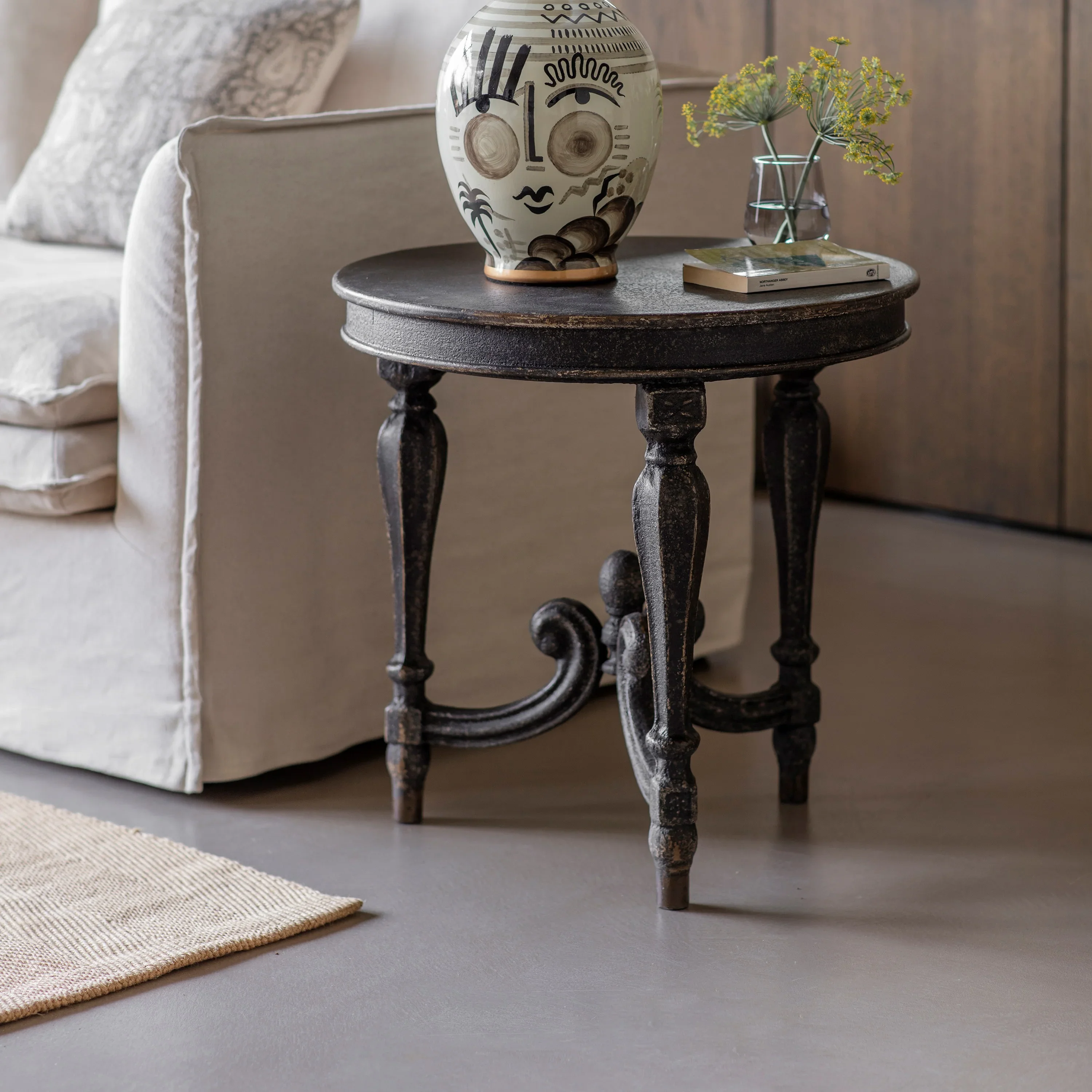 CLOVELLY ROUND SIDE TABLE