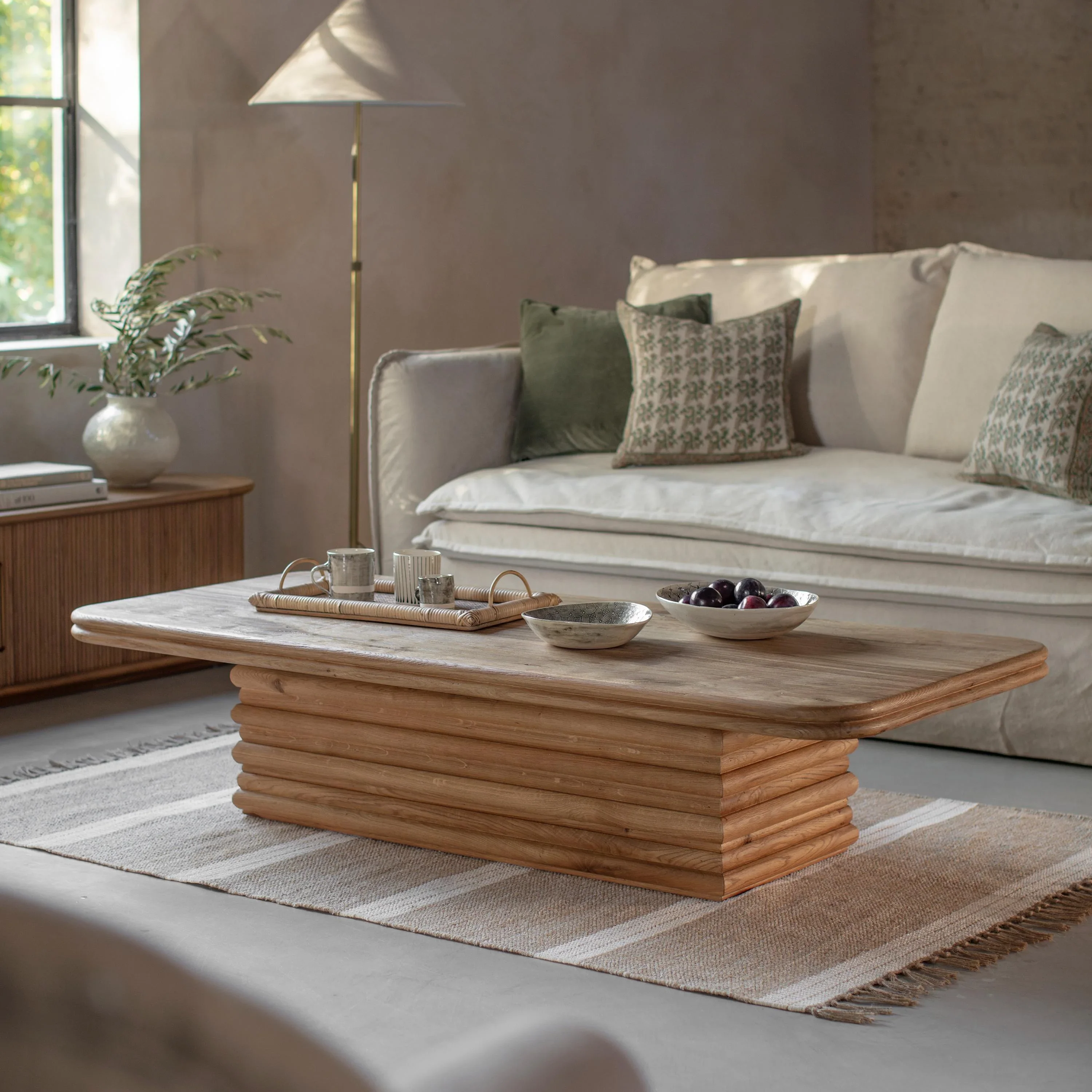 CLEMSFOLD OAK COFFEE TABLE