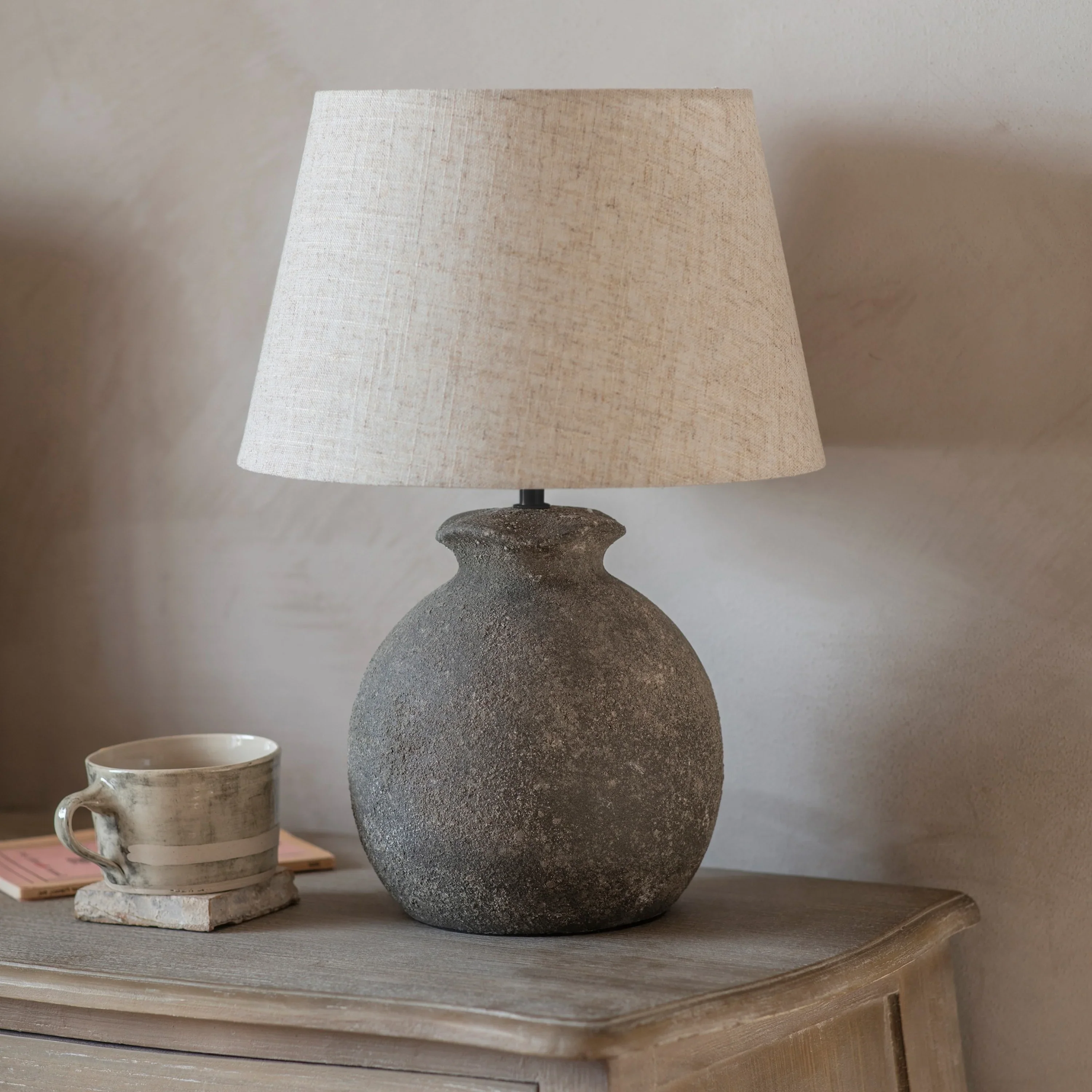 LANGTON TEXTURED SPHERICAL TABLE LAMP