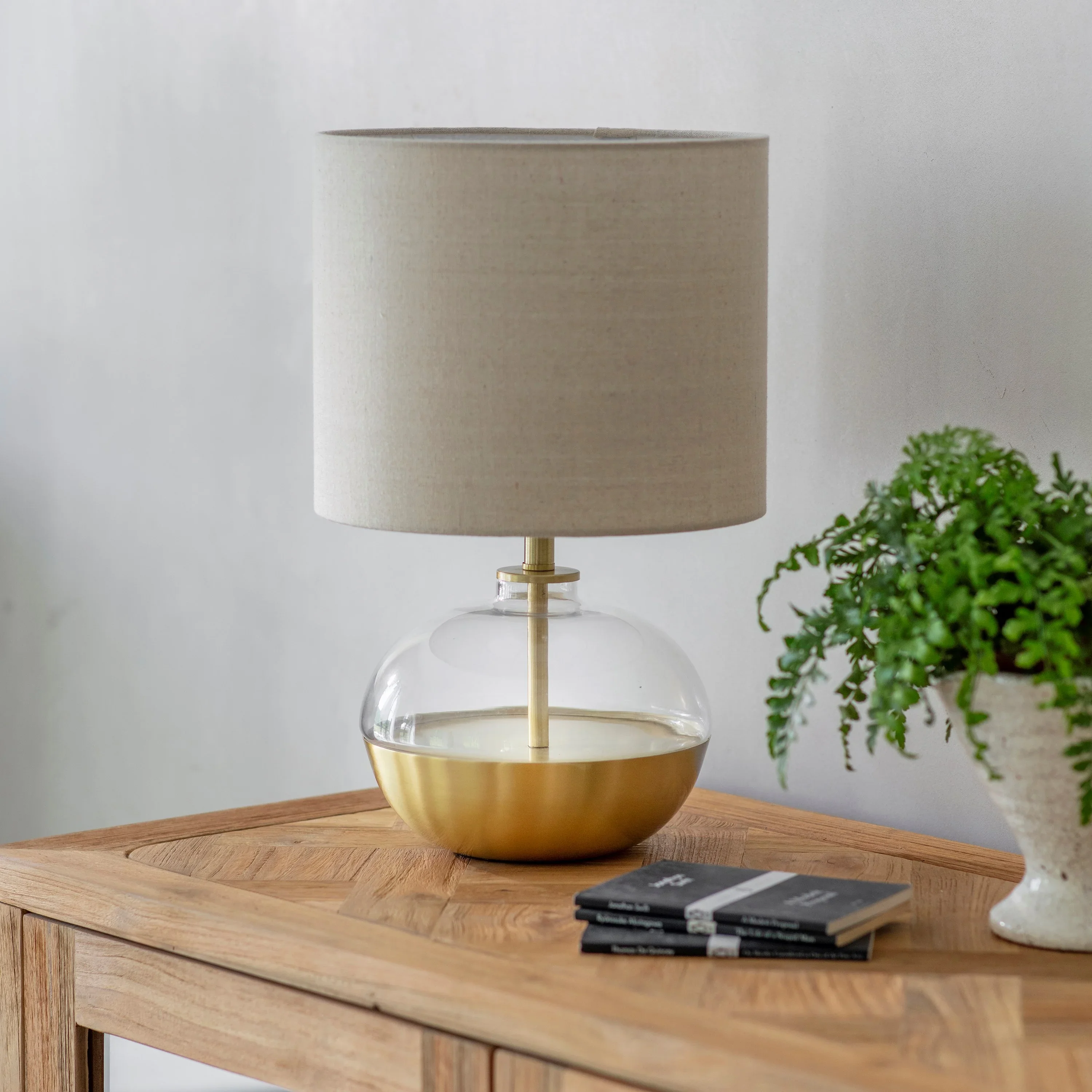 DERBY SQUAT GLASS AND IRON TABLE LAMP WITH SHADE